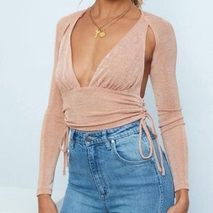 Long sleeve peachy going out top 🍑